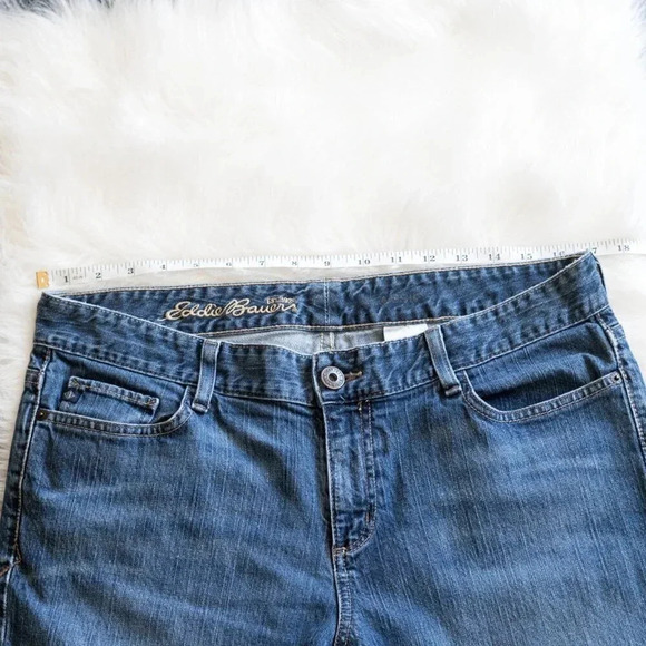 Eddie Bauer Womens Jeans Sz 14S Medium Blue Denim Wide Straight Leg Cropped - Picture 5 of 8